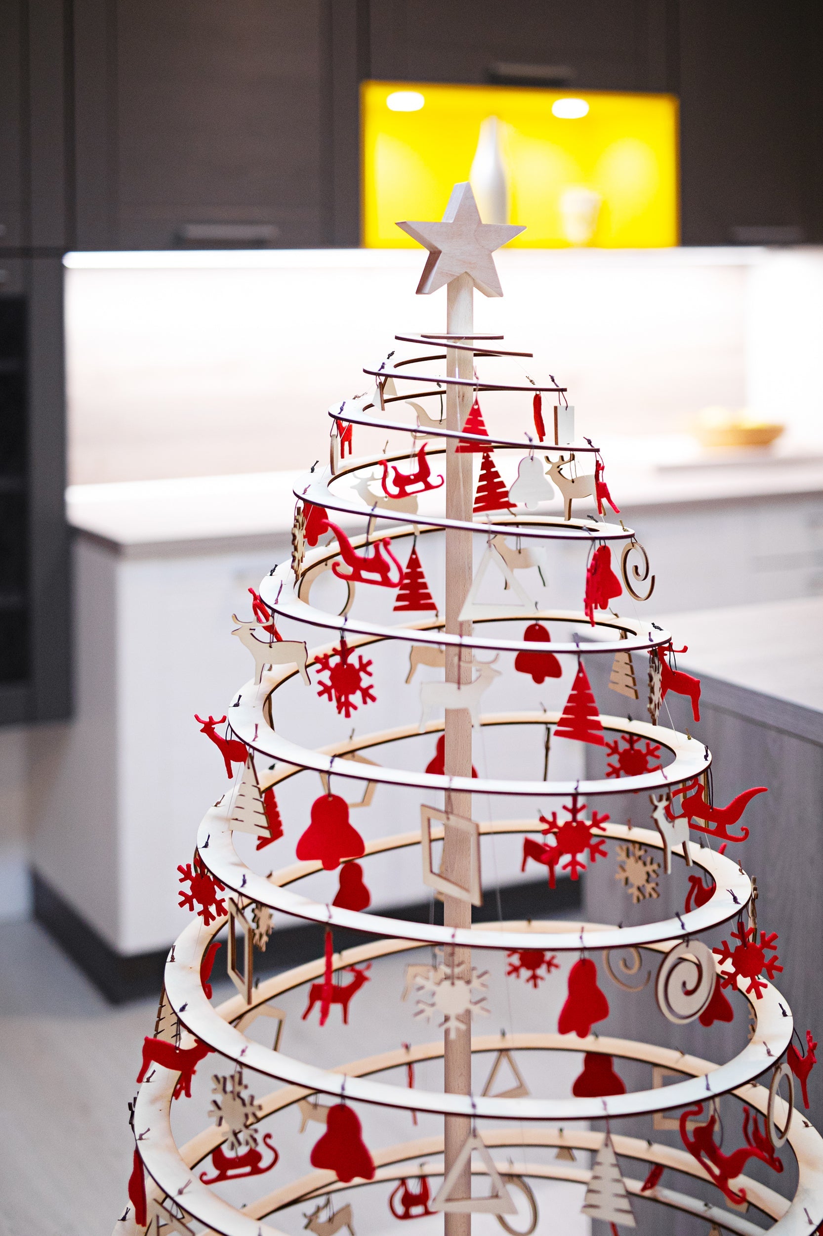 SPIRA Holzstern | Dekorationsstern für den Weihnachtsbaum