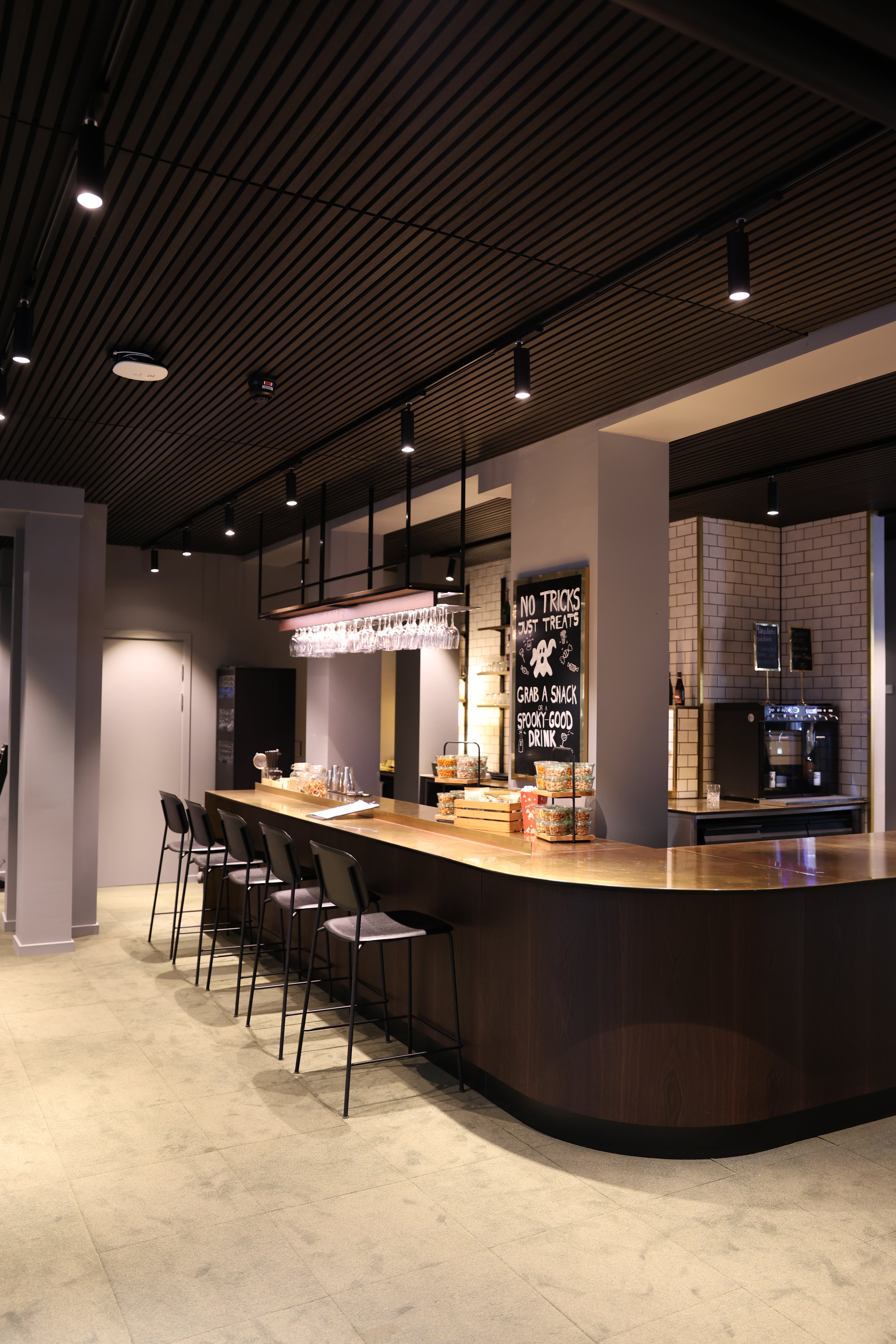 FR-Akustikpaneele im Restaurant — Scandic The Mayor